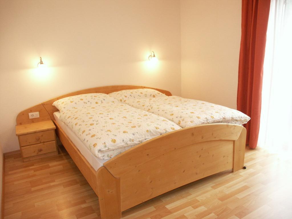 Appartaments Hatzlhof Випитено Стая снимка